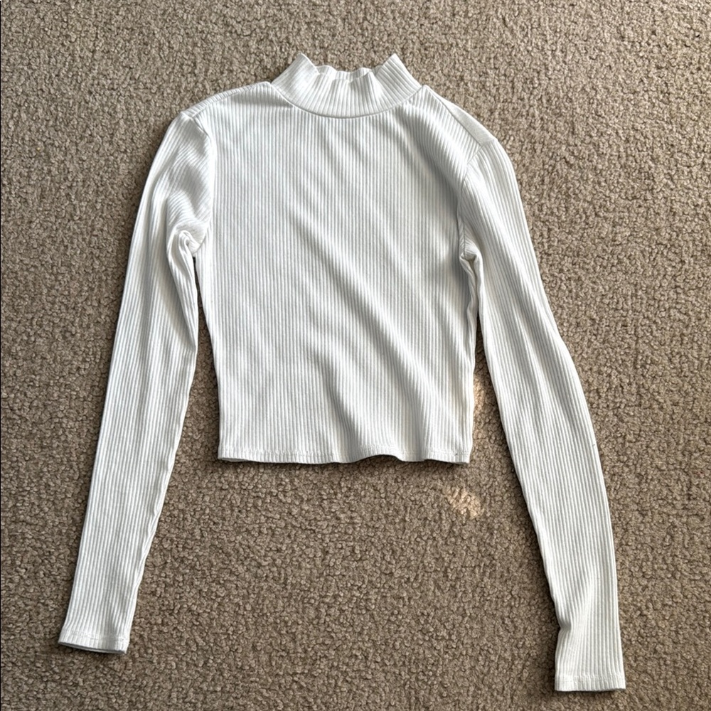 Arizona Jean Company White Fitted Crop Top with Mandarin Collar